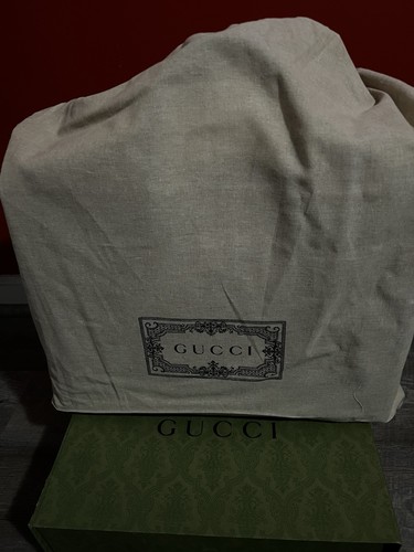Gucci Medium tote bag with Interlocking G style #674148 - Picture 9 of 11