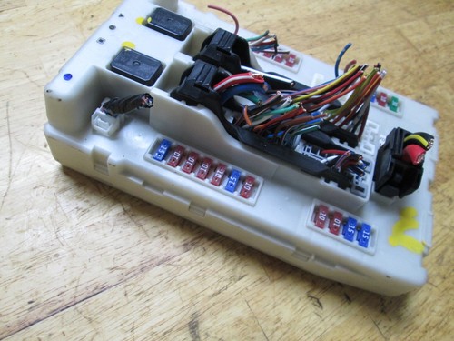 2008 Nissan Altima Fuse Box IPDM Power Module 284B71AA0A - Foto 4 di 12