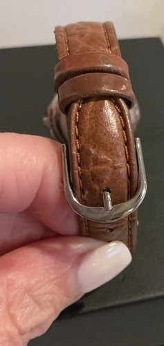 VINTAGE Wenger Swiss Military Field Watch, Model A126-02 (New Battery)- GUC! - Picture 5 of 10