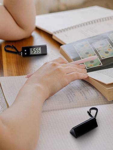Mini Elektronische Uhr Schlüsselanhänger Lautlos Digital Elektronische Uhr Tischuhr Uhr - Bild 10 von 12