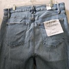 Foto 10 di 12