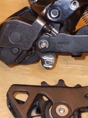 Shimano MTB Di2 RD-M8050-GS Set Front And Rear 11 Speed - Picture 3 of 6