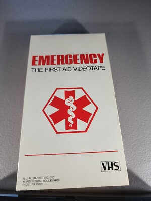 レッドダイヤモンズ 選手名鑑 ’93 VHS レッドダイヤモンズ 選手名鑑 '93 VHS レッドダイヤモンズ 選手