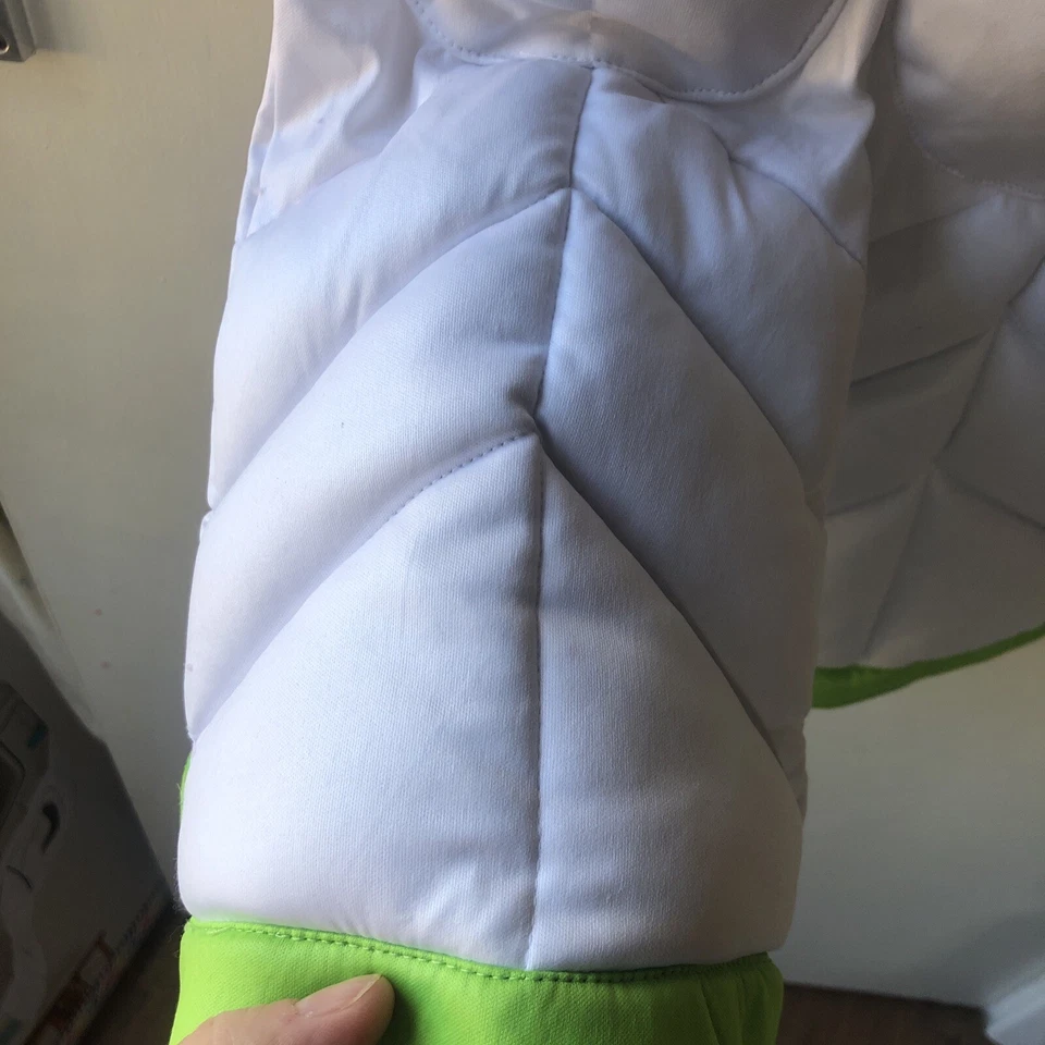 Disney Toy Story Buzz Lightyear Fancy Dress Costume SIZE 7 Disneystore 128 Cm - Image 4 of 4