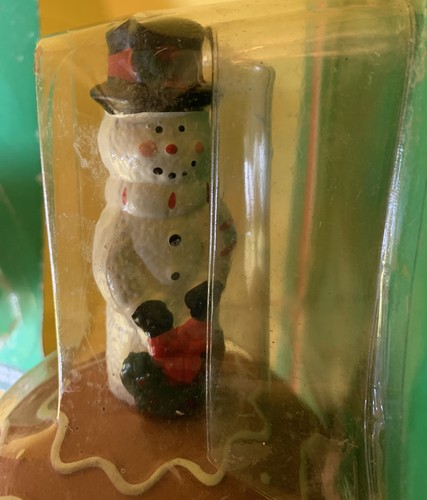 Prensa de galletas de poliresina pintada a mano casa de Navidad nuevo stock antiguo - Imagen 5 de 8