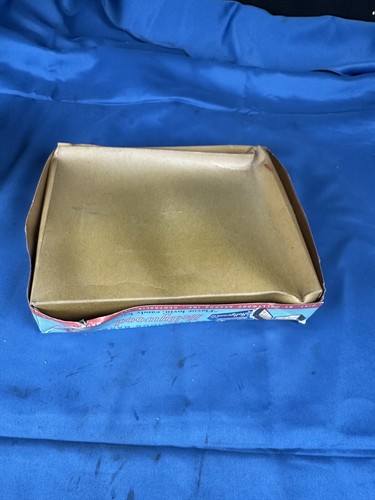 VINTAGE '50 " HOLLYWOOD CANDY BARS" SCATOLA ORIGINALE BELLA GRAFICA Biondo - Foto 6 di 8