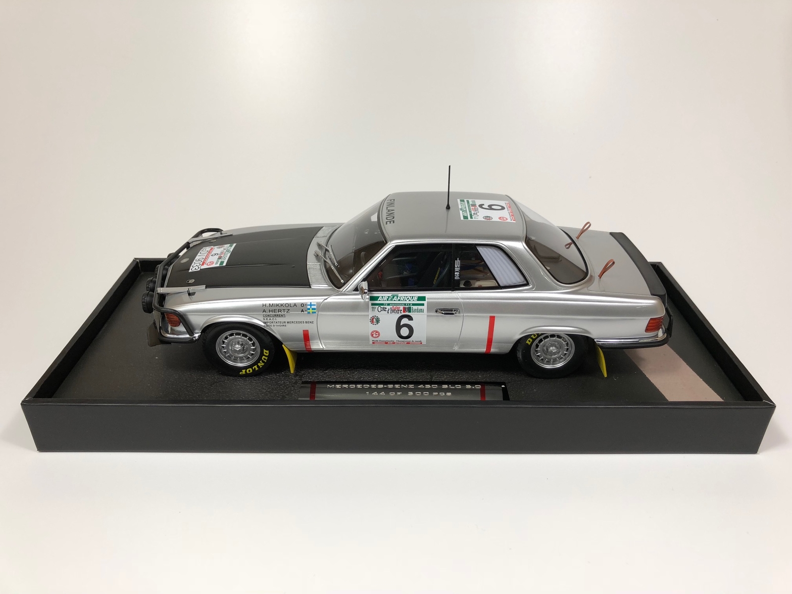 MERCEDES-BENZ 450 SLC 5.0 Rally Bandama 1979 1:18 MERCEDES-BENZ 450 SLC 5.0 Rally Bandama 1979 1:18