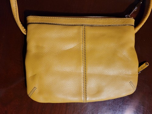 Tignanello Women Pebble Leather Shoulder Bag Purse  Mustard Color PreOwned Clean - Picture 5 of 15