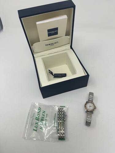 Stainless Steel/Yellow Gold PVD Raymond Weil Tango 5790 - Picture 2 of 8