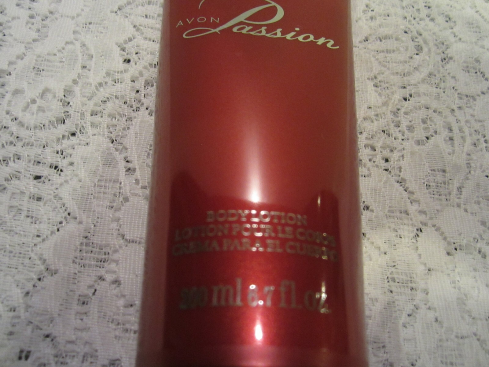 AVON     PASSION      Body Lotion    6.7 fl. oz.  