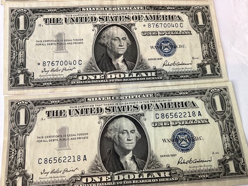 FOUR (4) UNCIRCULATED UNITED STATES SILVER CERTIFICATE SERIES 1957 $1.00 BILLS - Picture 16 of 17