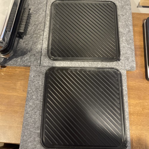 VillaWare 6150 Multi-Baker 4-in-1 Waffle Maker Griddle VGC VNTG Nonstick - Picture 9 of 9