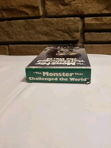 THE MONSTER THAT CHALLENGED THE WORLD-VHS  RARE! - Picture 5 of 12