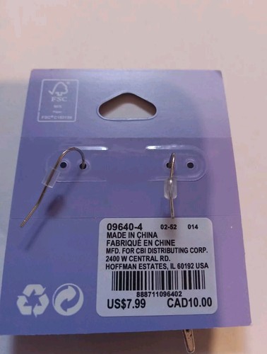 Pendientes Perforados Claire's Tono Plata Gota Aprox 1.5" - Imagen 5 de 5