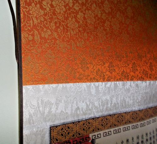 ORIENTAL ART CHINESE CALLIGRAPHY HANGING SCROLL IN BEAUTIFUL BOX AND GIFT BAG - Picture 9 of 11