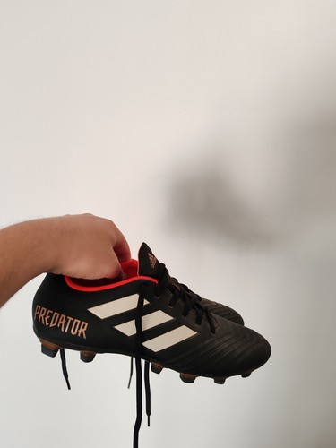 Mens Adidas Predator 18.4 FxgFootball Boots Shoes - UK Size 8 great condition
