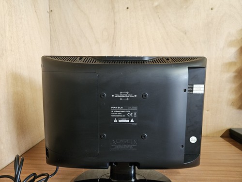 Matsui M19DIGB19 LCD TV Used Condition No Remote - Picture 7 of 11