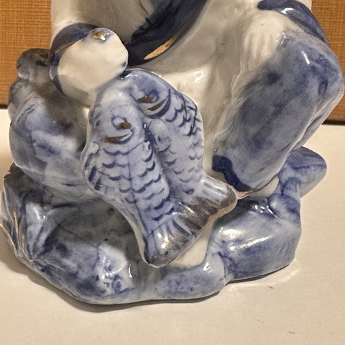 Vtg 1950 Porcelain Figure Statue Chinese hand crafted figurine fish statue decor - Picture 5 of 9