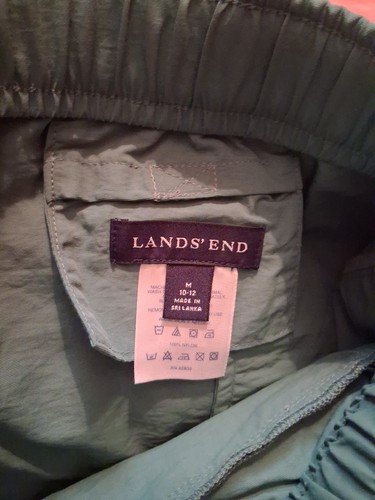 5 pares de pantalones cargo Lands End talla 10/12 para dama, sin defectos - Imagen 6 de 9