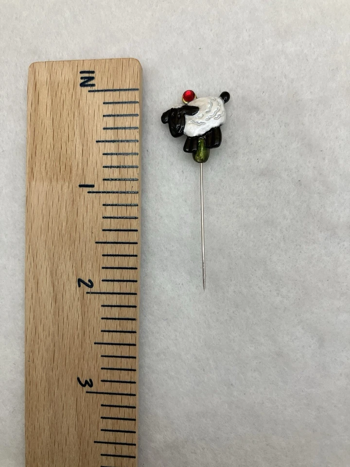 Handmade Counting Pin •Christmas Sheep• Cross Stitch Accessory - Image 4 of 4