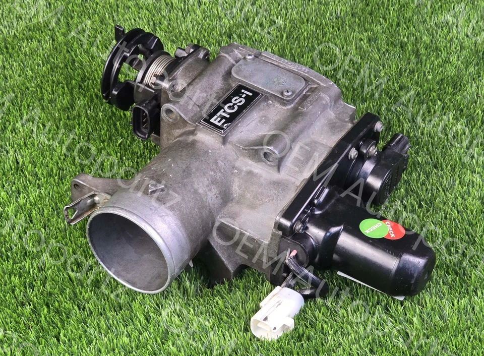 Cuerpo del acelerador de inyección de combustible Lexus GS300 GS400 1997-2004 22030-46120 OEM JDM Foto 3 de 4