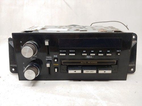 MINT CLEAN OEM Delco 88-96 GM Oldsmobile FM Radio Cassette Stereo  - Picture 2 of 6