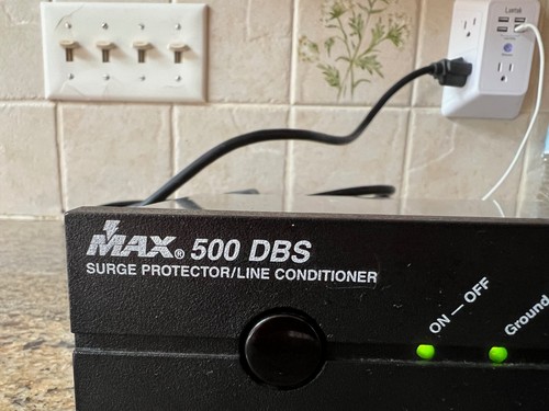 PANAMAX MAX 500 DBS Surge Protector 120 VAC, 60 HZ, MAX 15 AMPS * Made in U.S.A. - Picture 6 of 7