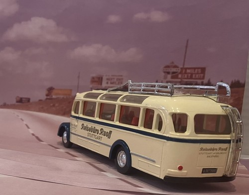 Matchbox Dinky DY-S10 1950 Mercedes Benz Omnibus Cream/Blue Boxed Delightful - Picture 9 of 21