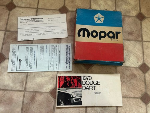 1970 DODGE DART OWNER'S MANUAL / OPERATOR'S GUIDE BOOK / GOOD ORIGINAL