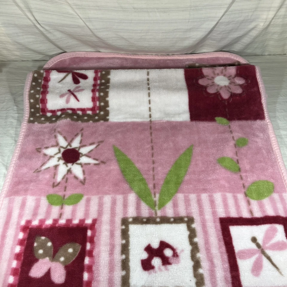 Cobertor de bebê vintage Small Wonders rosa vermelho borboleta flor joaninha lã P1 - Imagem 3 de 4