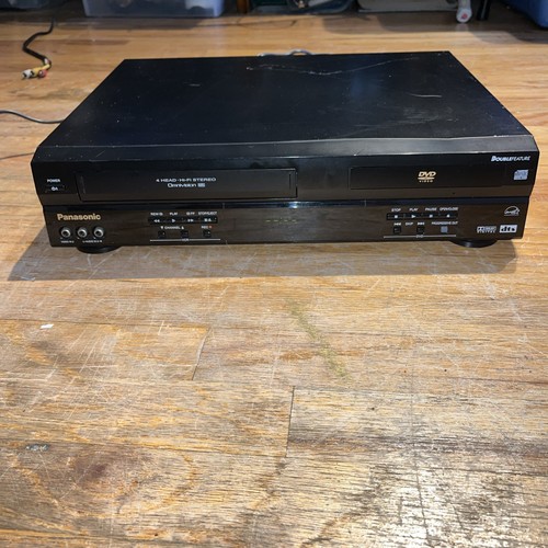 Panasonic PV-D4743 Double Feature DVD/VCR Combo WORKS & TESTED 4 Head HI-FI VHS - Picture 2 of 11