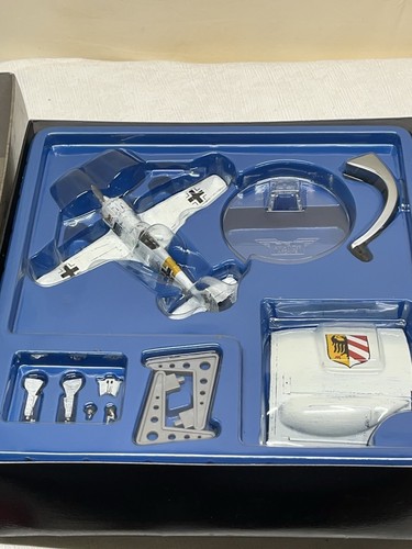 Diecast Corgi Limited Ed. Maßstab 1:72 NOSE ART FW-190A-4 WALTER NOWOTNY, USSR 43 - Bild 5 von 8