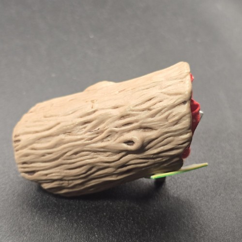 Hallmark Weihnachtsschmuck Do Not Disturb Till Christmas Bear In Log 1985 - Bild 5 von 6