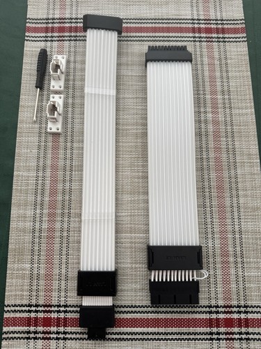 LIAN LI PW16-81W BLACK Strimer Wireless 16 Pin Connector With PW24-1W-T Strimer - Photo 2/2