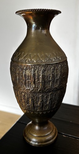Persepolis Antique brass Achaemenid figurative engraved vase 19th cen.