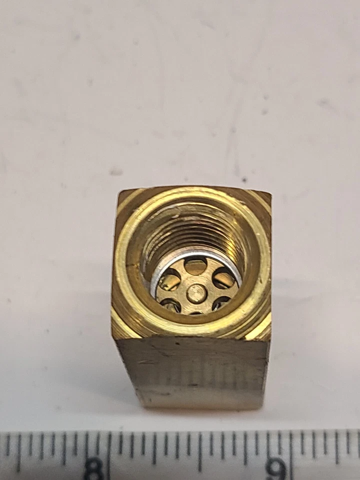 Parker 1/4" Pneumatic Check Valve 339 Series , Model No. 003399006 - Image 3 of 4