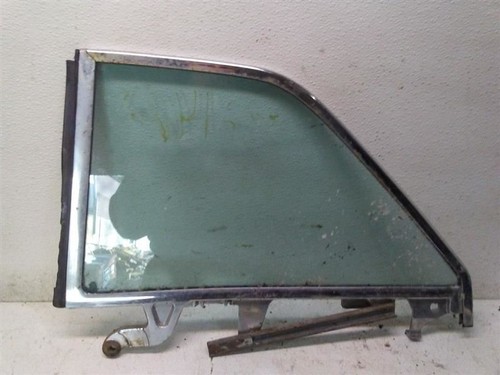 Passenger Quarter Glass for 1964 Buick Electra Convertible - Picture 2 of 12