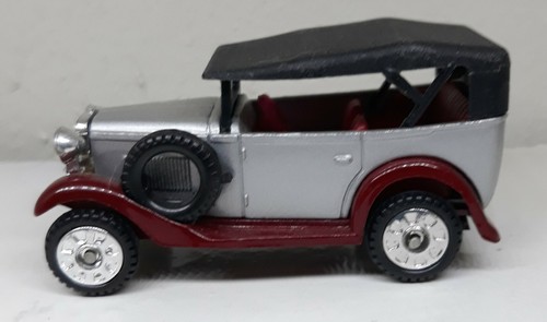 Tomica Datsun # 60 1:49 Scale 1974 / JAPAN LOOSE - Picture 4 of 4