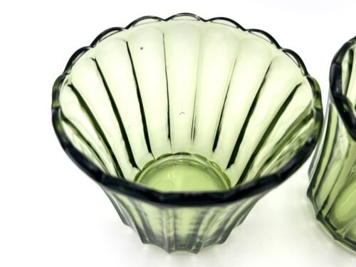 Due vasi fioriere vintage in vetro avacado verde Indiana a costine - Foto 3 di 5