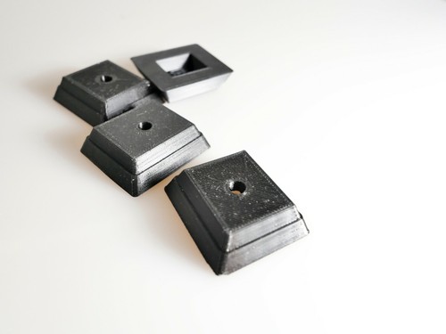 Lot de 4 pieds Neuf pour Machine à écrire Underwood Noiseless 7 et 77 adaptable - Picture 6 of 12