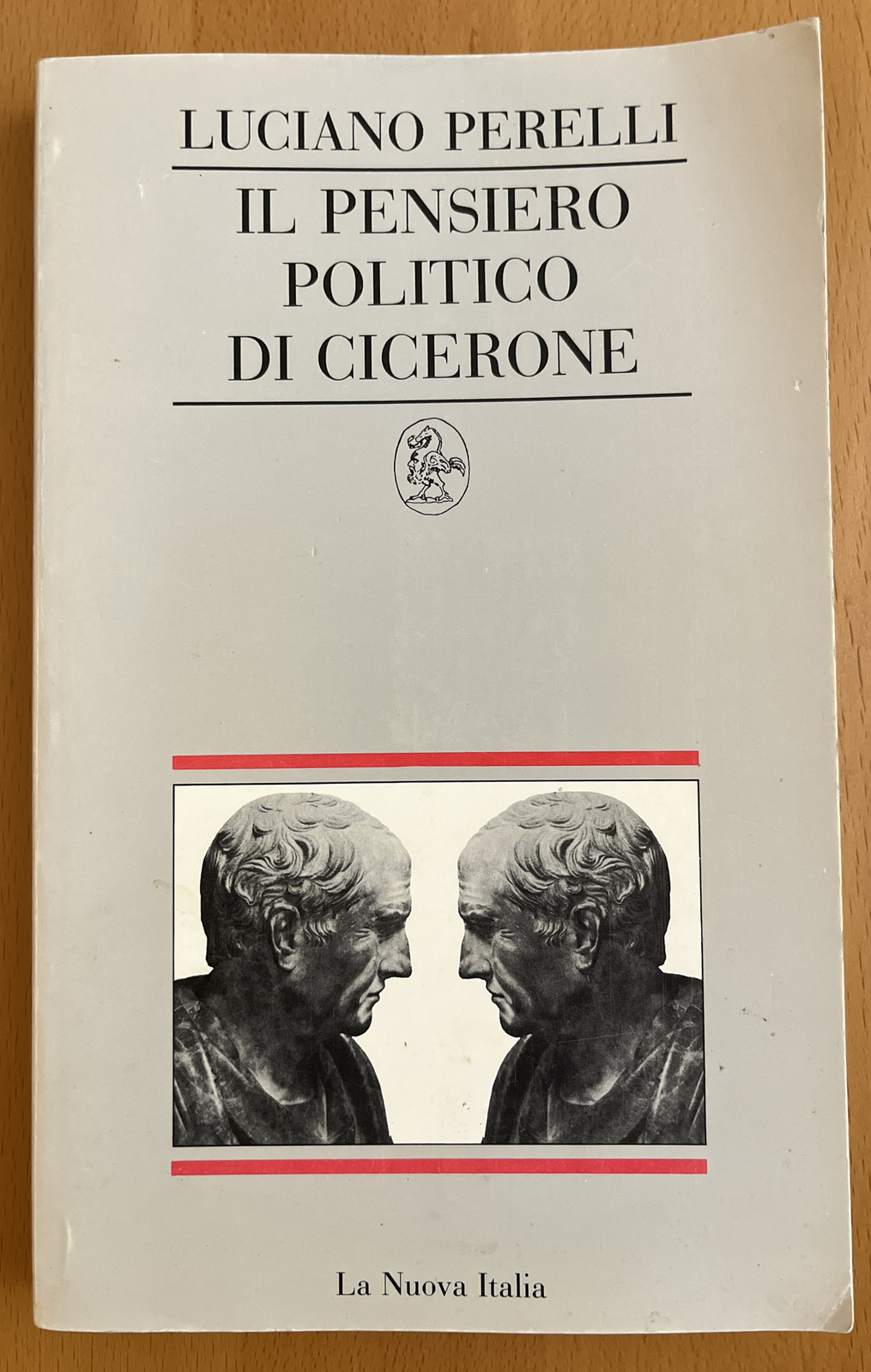 Foto 1 di 4