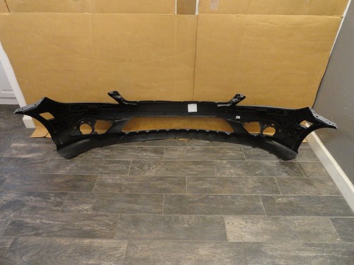 NEW 2008 - 2011 Mercedes C Class C300 AMG Sport Front Bumper Cover A2048853725 - Picture 15 of 24