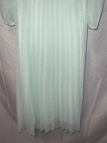 ASOS DESIGN Button Through Ruched Waist Pleated Midi Dress Size 4 RRP £55 - Picture 9 of 10