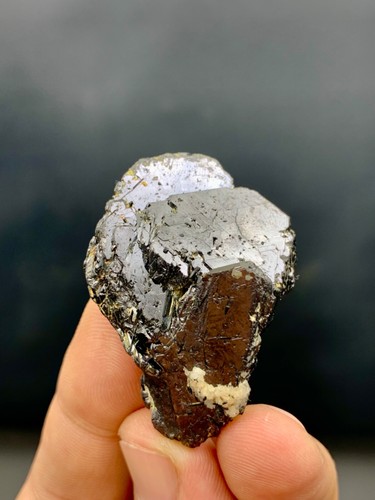 Double terminated Ileminite Crystal from Zagi Warsak Pakistan - Picture 3 of 7