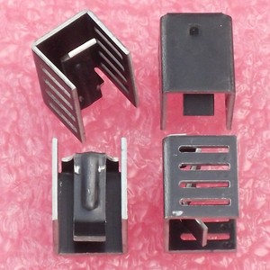 15-Aavid-Thermalloy-6236PB-CLIP-ON-HEATSINK-FOR-TO220-BLACK-ANODIZED-ALUMINUM