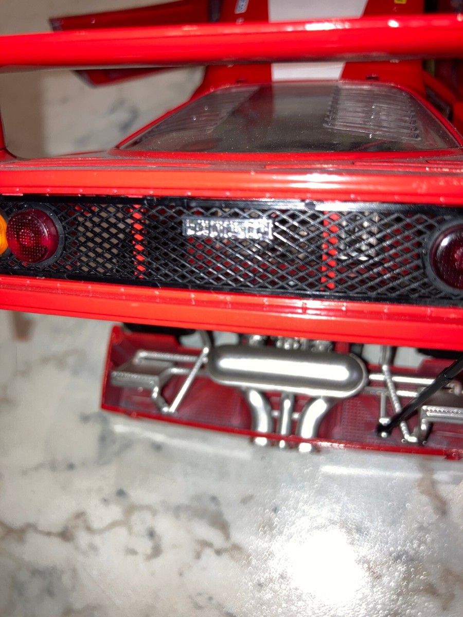 【バーゲン】ブラーゴFerrari F40EVOLUZIONEジャンク Bburago Ferrari F40 Evoluzione 1/18 | eBay