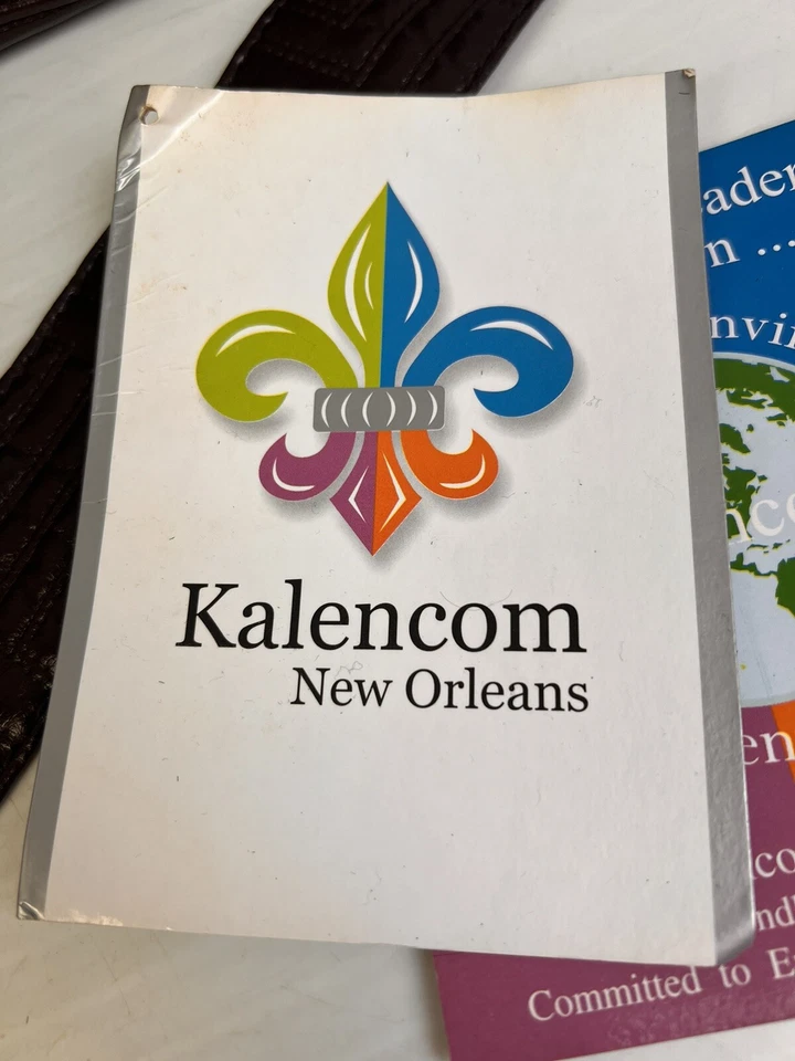 Bolsa de pañales de viaje Kalencom Nueva Orleans almohadilla cambiadora portabotellas negro regalo Foto 2 de 4