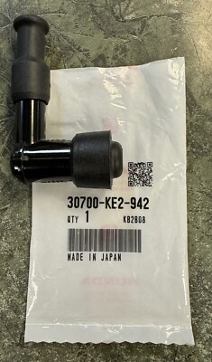 Genuine OEM Honda Spark Plug Cap ATC 70 90 110 CT70 CT90