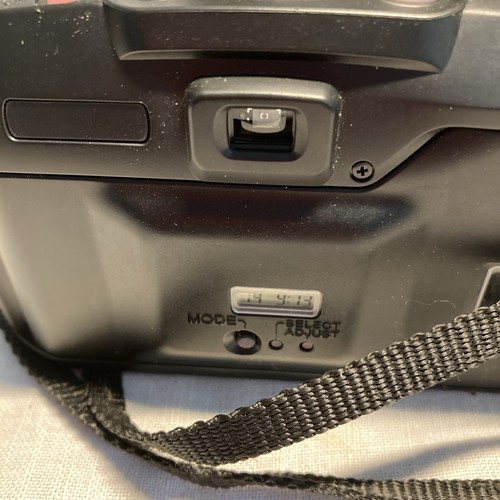 Pentax enfoque automático reducción de ojos rojos IQZoomEZY con estuche - Imagen 3 de 8