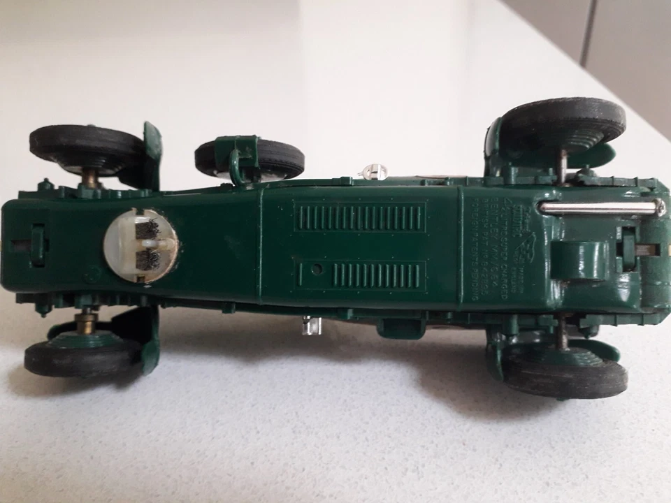 SCALEXTRIC TRI-ANG 1960 C64 BENTLEY Verde 4,5L  - Imagen 4 de 4